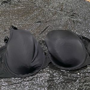 Women’s torrid bra size 44D
